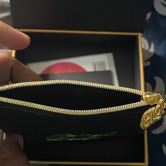 Micro Diamond Prong Cuban Bracelet in White Gold - 6mm - Picture 5 of 7